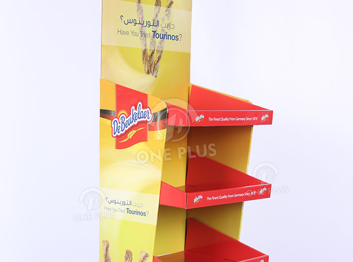 Close-up of the reinforced cardboard shelves holding heavy bags of fried snacks without bowing